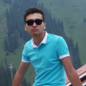 Айдар Кенжеев